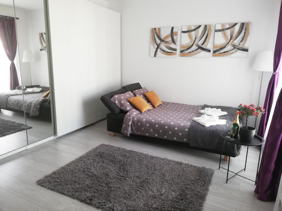 Marlen'S Apartment Bucharest Luaran gambar